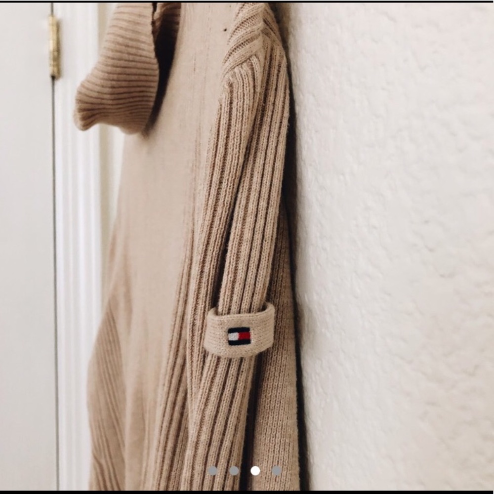 Tommy Hilfiger Crop Top Sweater